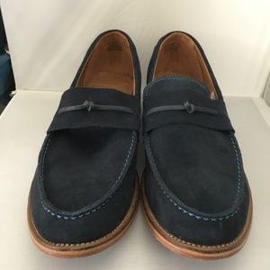 DRESS - UP SHOES FOR MEN.